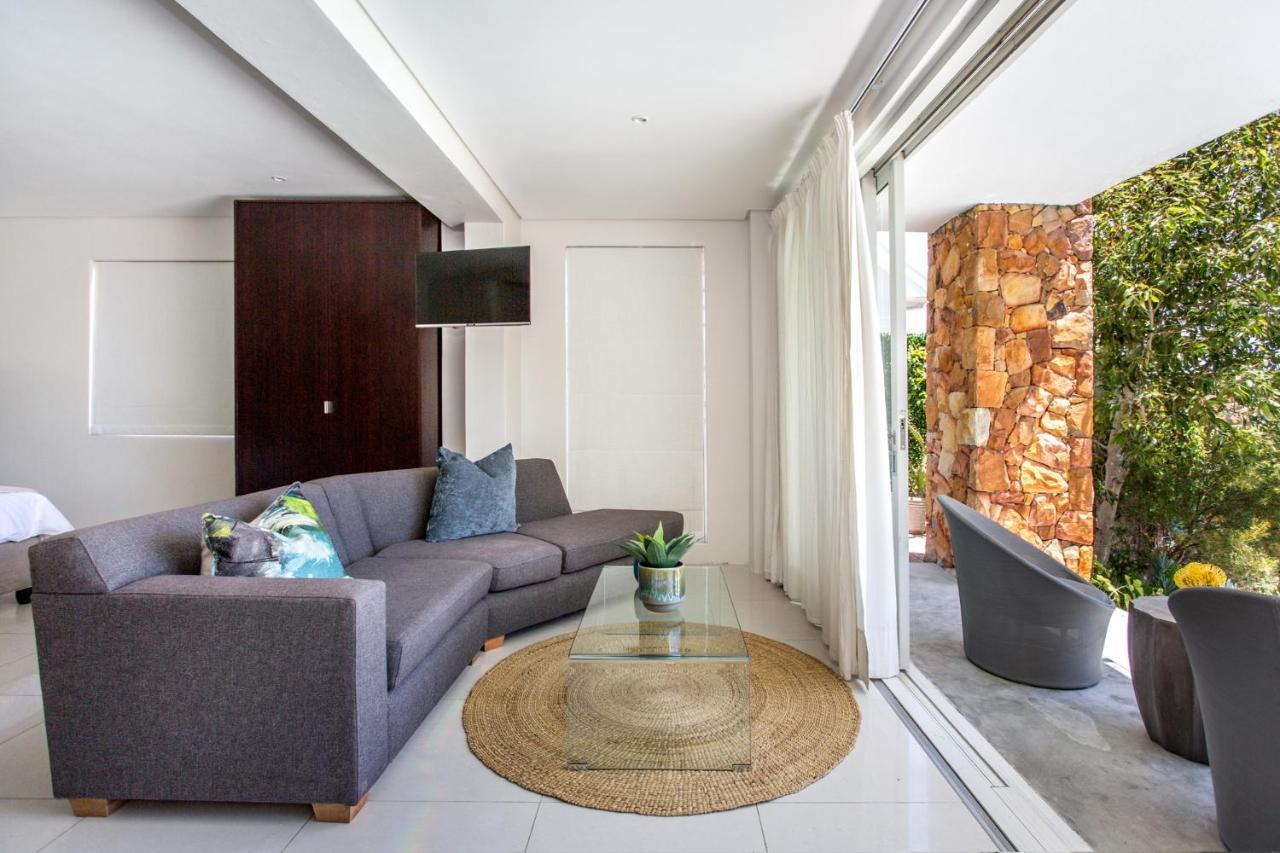 Far Horizons Camps Bay Hotel Кейптаун Екстериор снимка