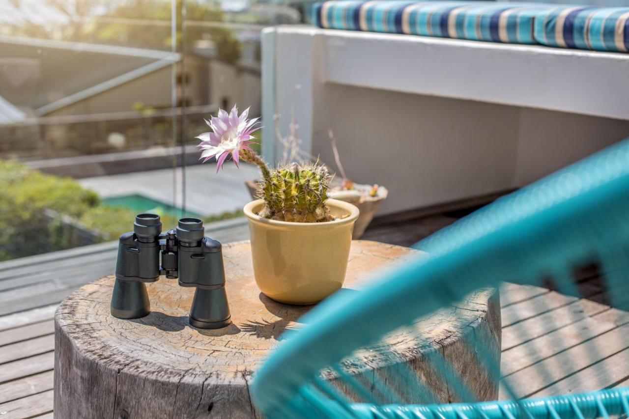 Far Horizons Camps Bay Hotel Кейптаун Екстериор снимка