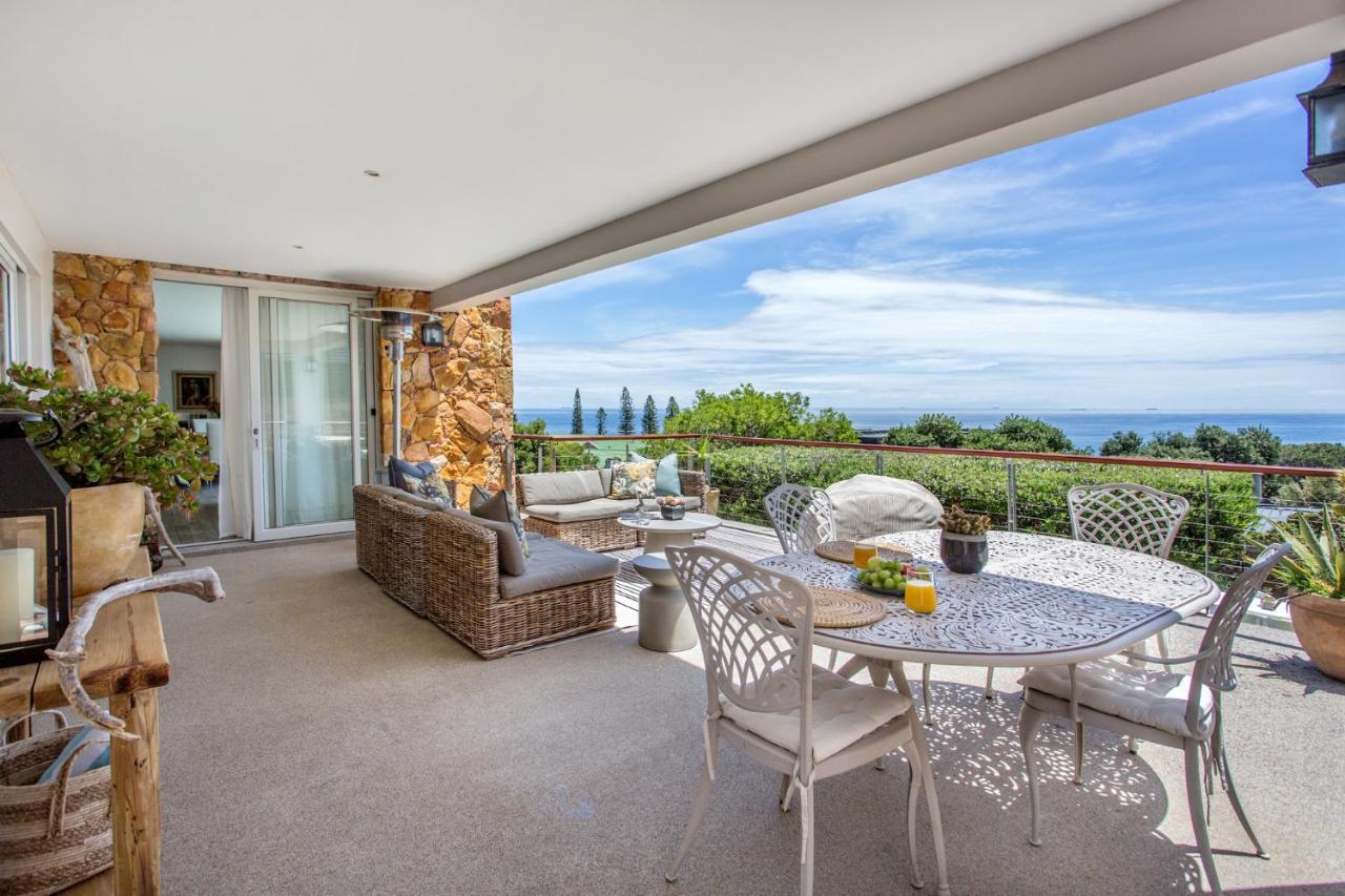 Far Horizons Camps Bay Hotel Кейптаун Екстериор снимка