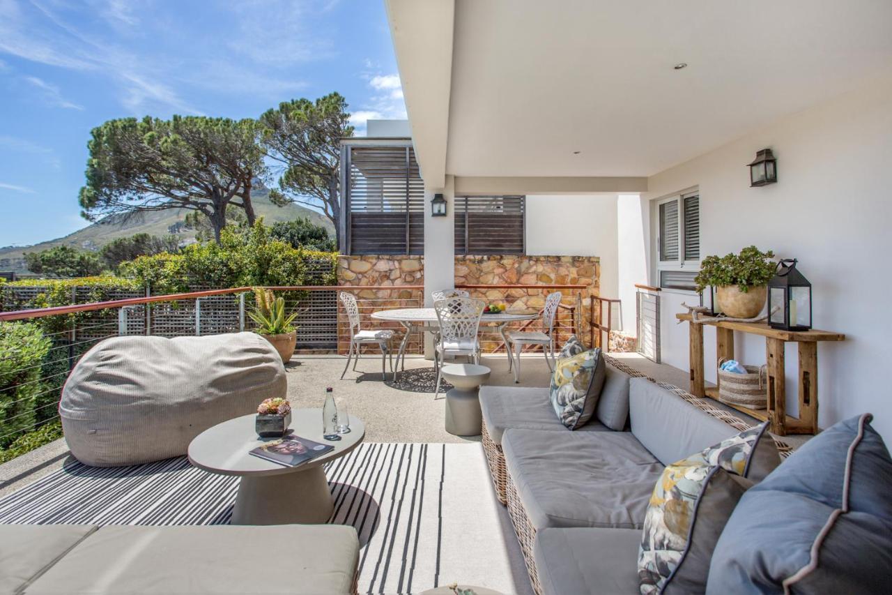 Far Horizons Camps Bay Hotel Кейптаун Екстериор снимка
