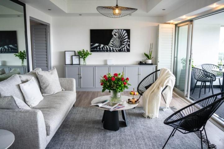 Far Horizons Camps Bay Hotel Кейптаун Стая снимка
